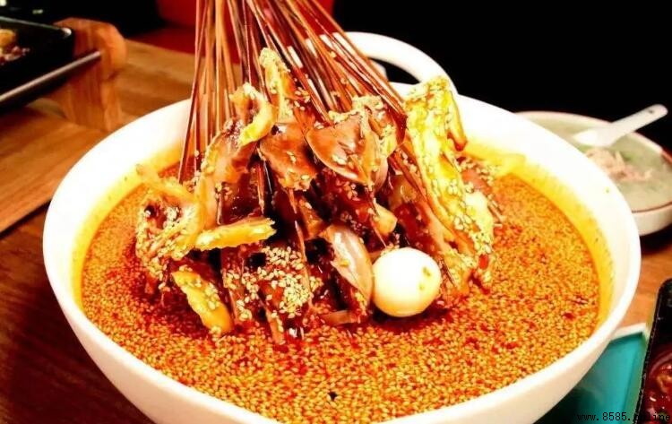 钵钵鸡和冷锅串串的区别是什么