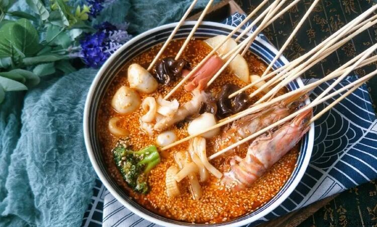 鍋鍋雞主要串什麼菜?川味小吃的醃製菜單大公開