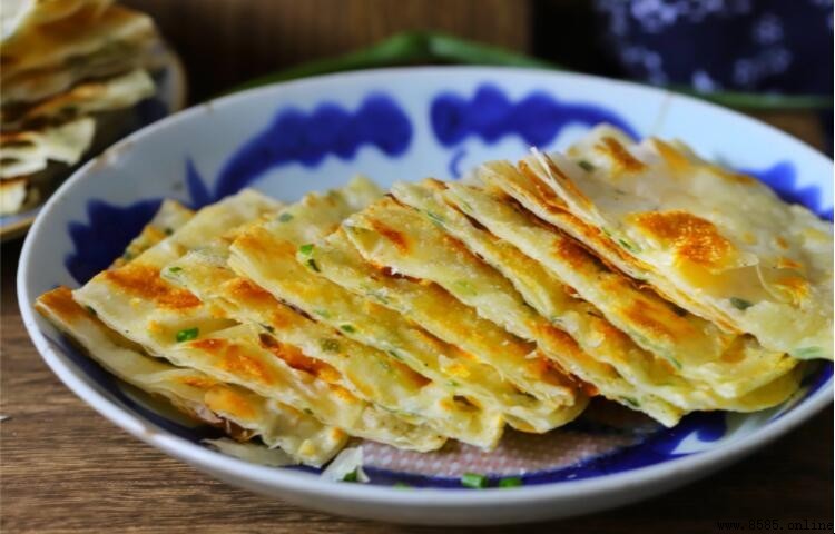 蔥油餅熱量解析:每100克熱量值與製作差異