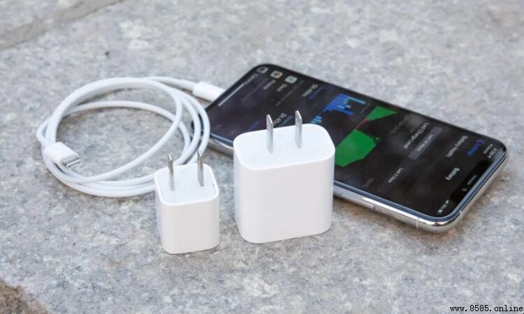 蘋果手機充電線易損原因與保養方法