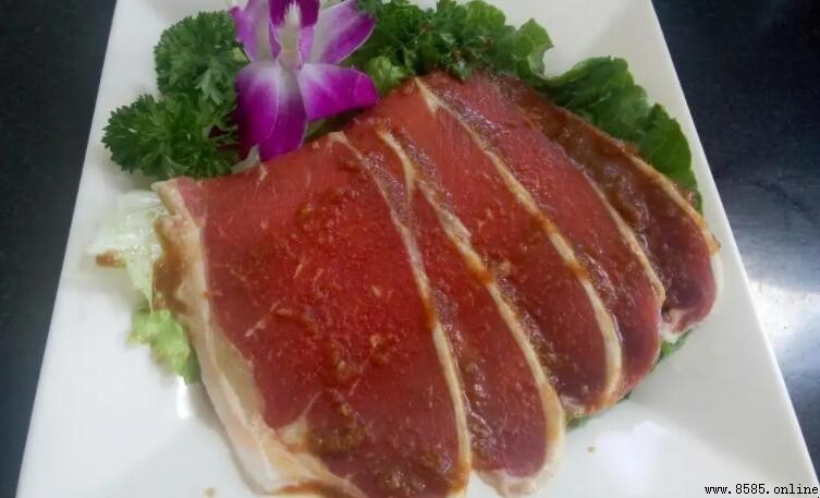 牛肩肉可以做牛排嗎