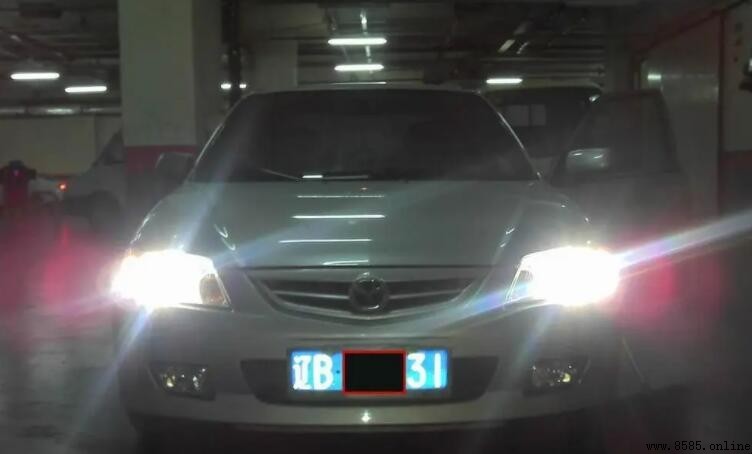 前後位置燈是示廓燈嗎？解析車燈標誌與功能