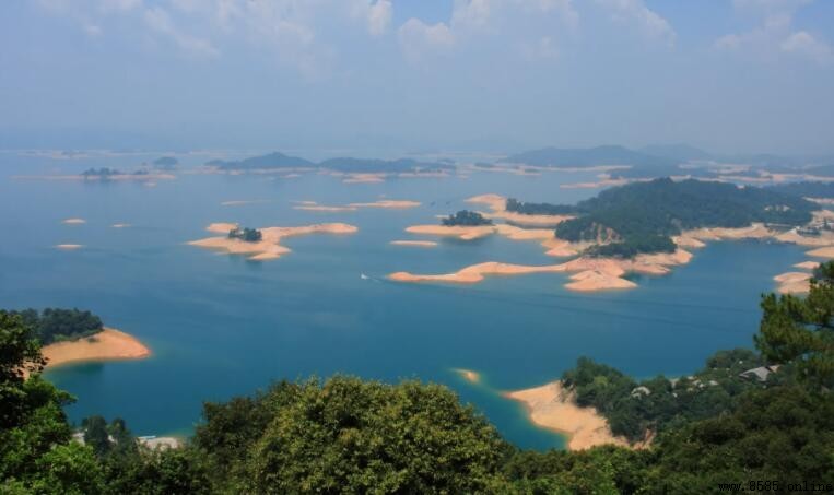 廣東與廣州的區別：地區、人口與經濟比較