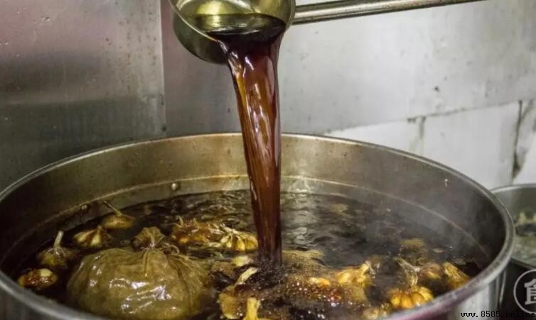 鹵水的主要成分與製作材料解析