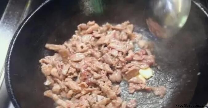 蒜苔炒牛肉的步驟