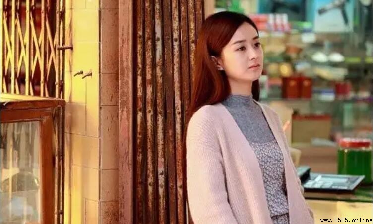 《乘風破浪》小花雙重身份解析：她是徐正太的女友，也是徐太浪的母親