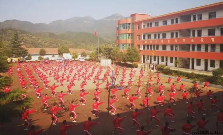 把孩子送武校的利弊分析