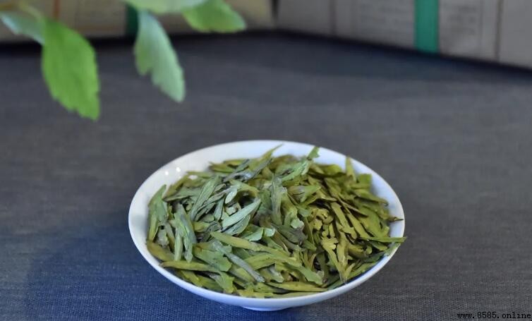 龙井茶能保存多久?保存期限与方法全解析
