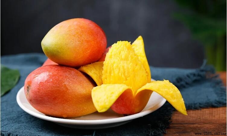 夏天芒果如何保存？冰箱与常温存放指南