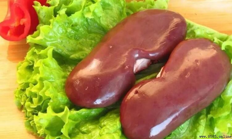 豬腰變黑是否還能食用?原因解析