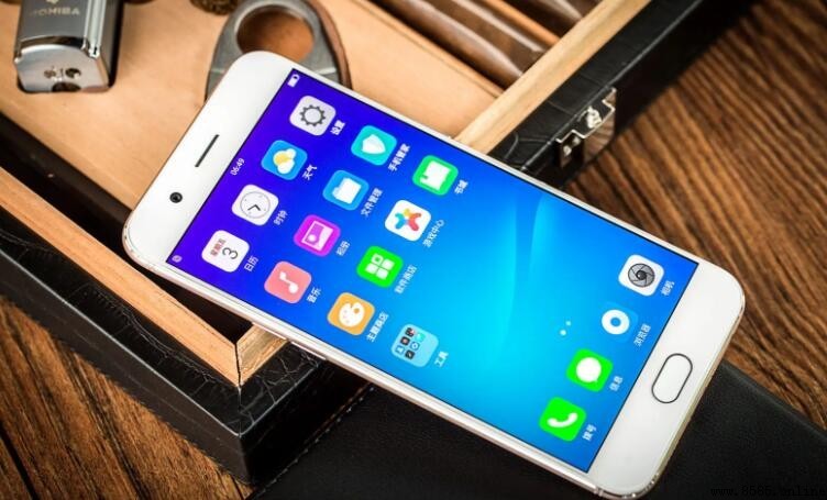 OPPO R11 是否有紅外功能?
