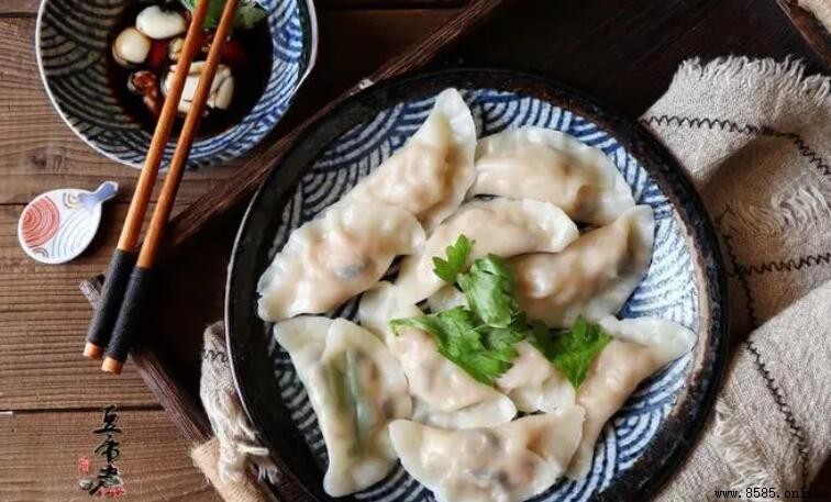 速凍餃子蒸多久才熟？蒸製時間與要點解析