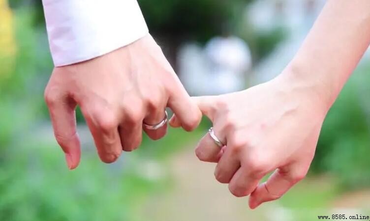 結婚五週年是什麼婚?木婚的含義與象徵