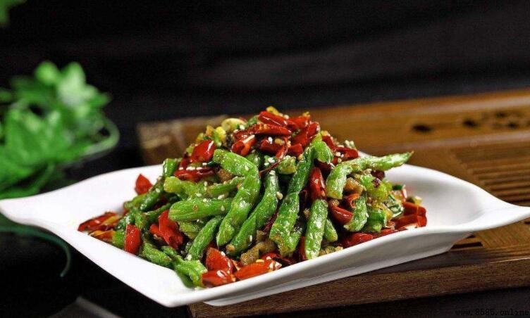 干煸豆角要焯水嗎？解析原因與正確做法