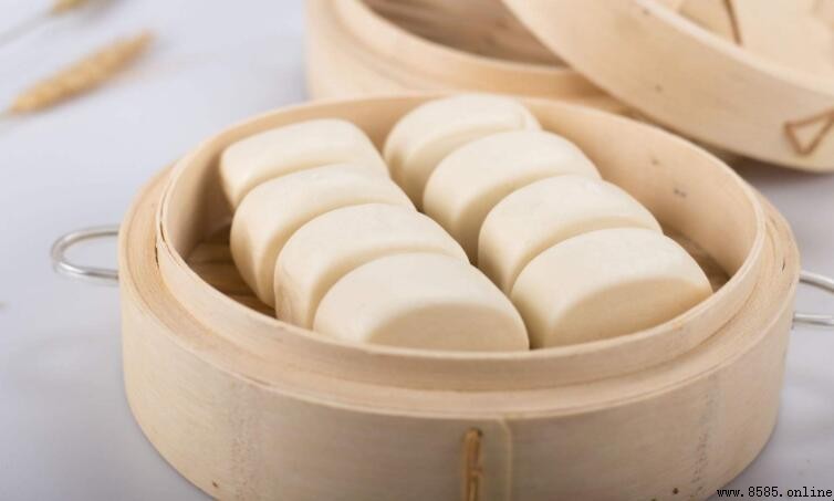 蒸饅頭開鍋後癟了原因解析