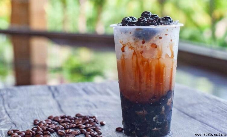 波霸奶茶與珍珠奶茶有什麼不同?