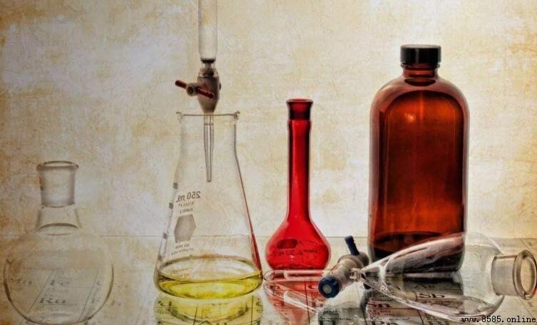 濃鹽酸的性質與特徵