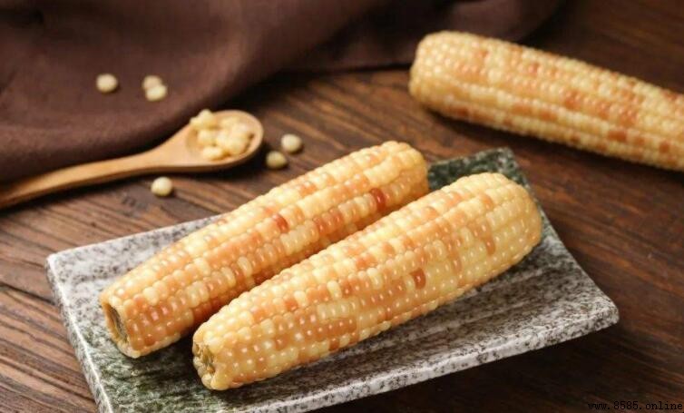糯玉米與甜玉米熱量比較：哪一種更高？