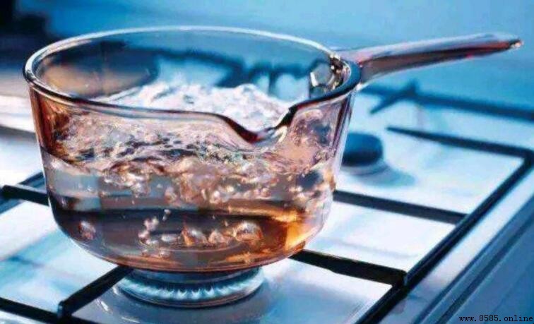 千滾水為什麼不能喝?解析重複煮沸的潛在危害