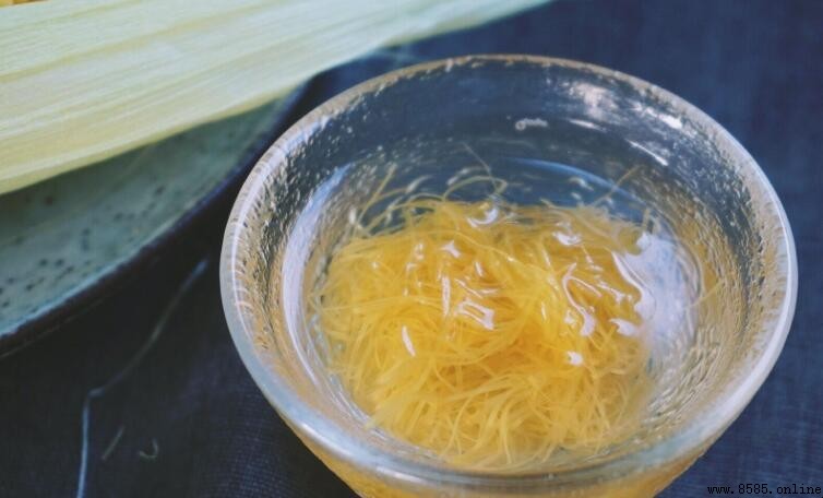 玉米须煮水的功效与作用