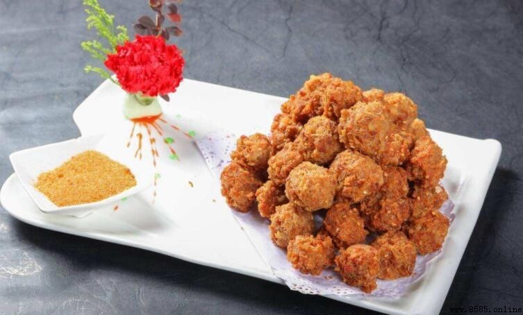 炸肉丸子用面粉還是澱粉?