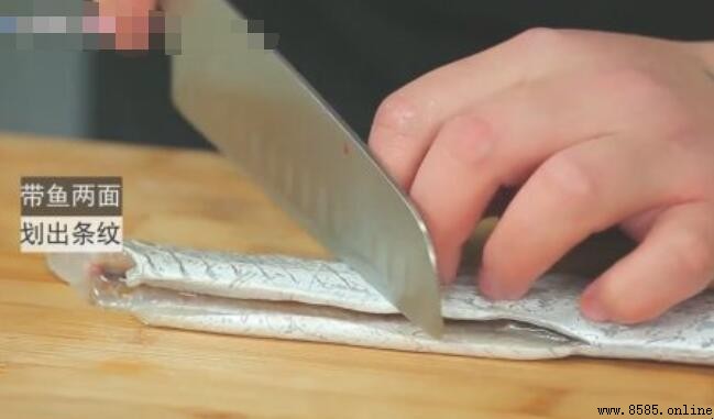 香煎带鱼的步骤与做法