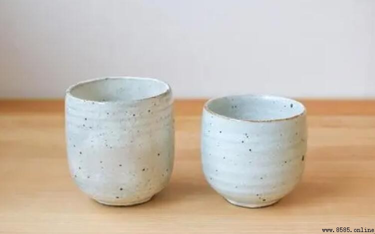 什麼是湯吞杯?日本獨特的小杯文化與用途