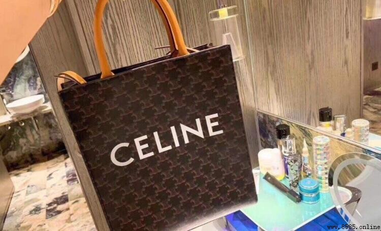 Celine 幾線品牌?解析法國奢侈品牌的等級定位