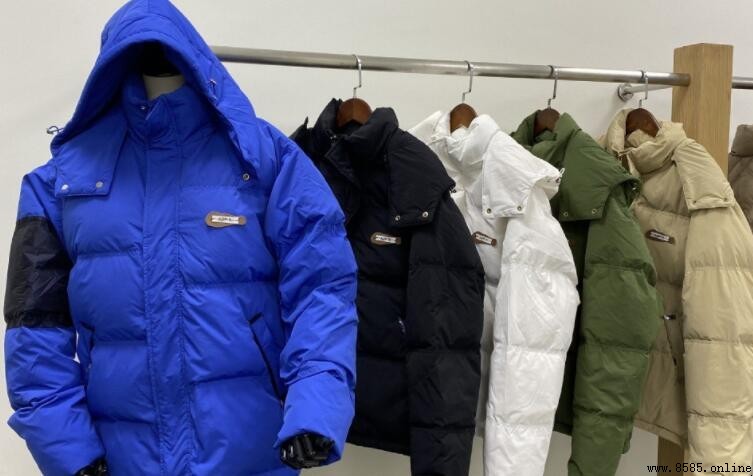 羽絨服清洗指南:是否只能干洗?