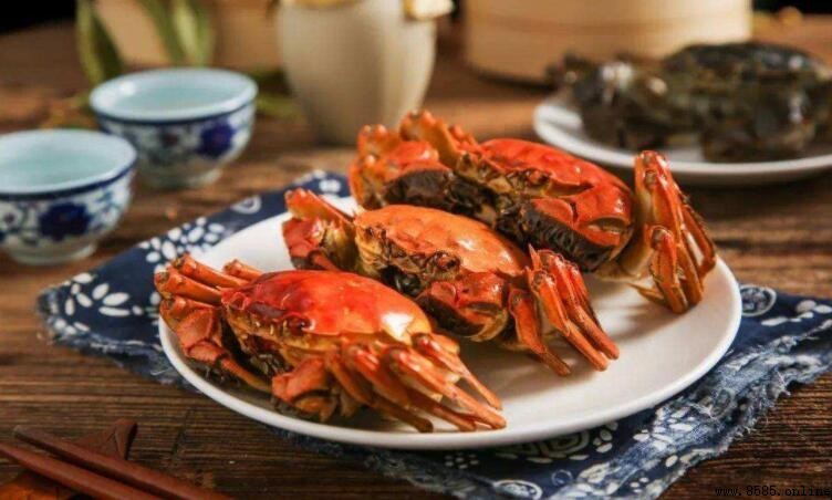 吃了螃蟹能喝牛奶嗎?解析這兩者能否同食