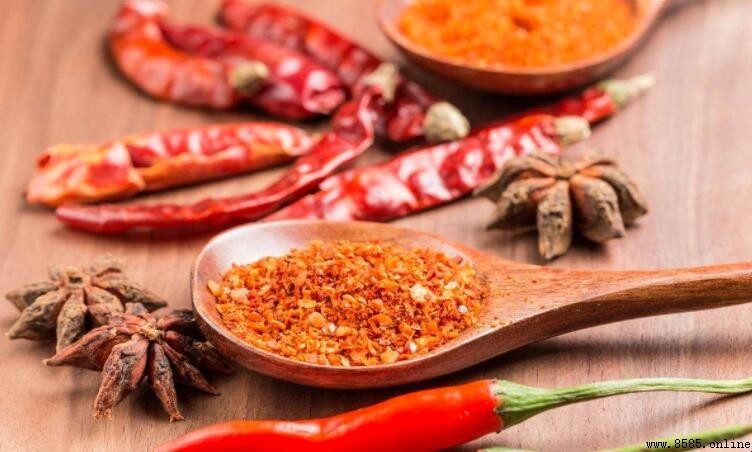 辛辣刺激性食物有哪些?常見類別與飲食注意事項