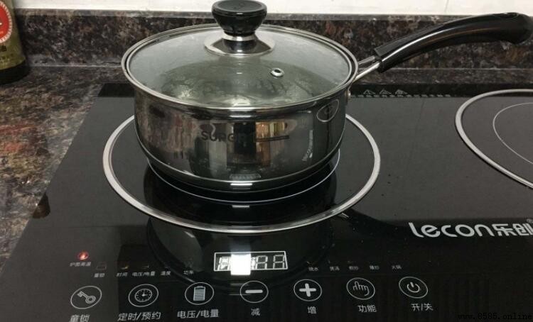 電磁灶的工作原理與結構解析
