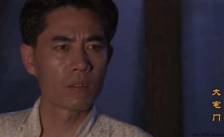 《大宅門》中黃立的扮演者是誰
