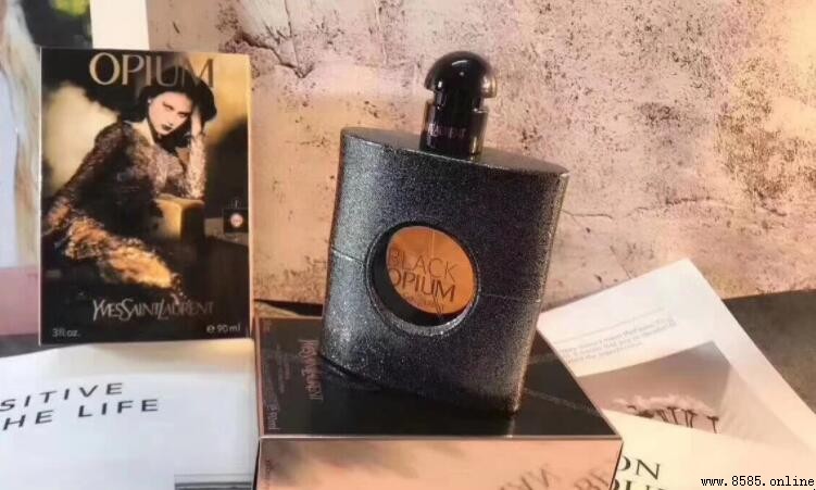 聖羅蘭黑鴉片香水有多少款?解析三種不同香型