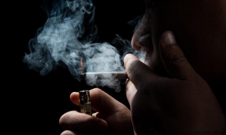 房間裡煙味多久會散？影響因素與消散時間