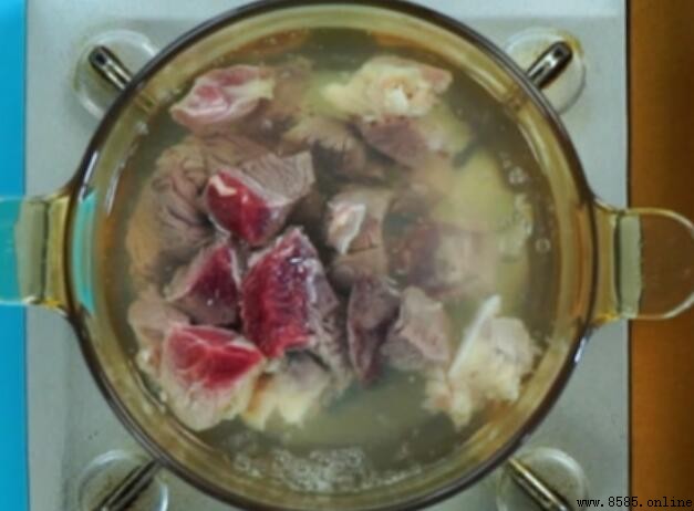 如何炖出鲜嫩可口的鲜牛肉