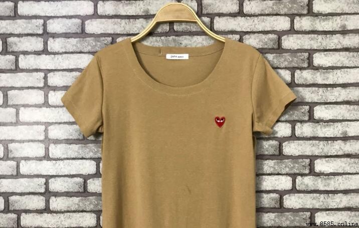 证件照穿什么衣服好看?实用穿搭建议