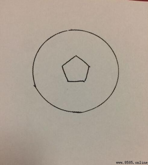 足球简笔画怎么画