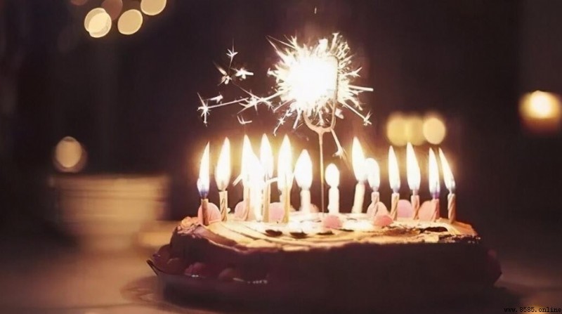 適合生日發的個性說說精選
