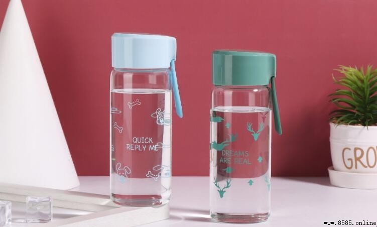 水杯可以帶上飛機嗎?飛行攜帶水杯注意事項