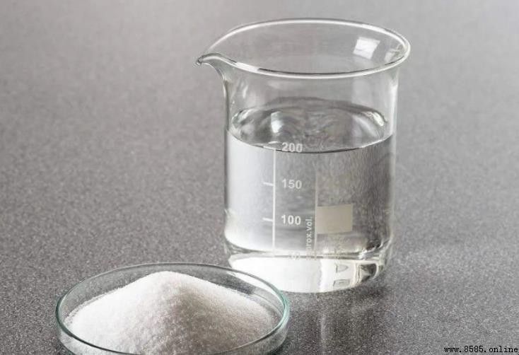 食鹽水能代替生理鹽水嗎