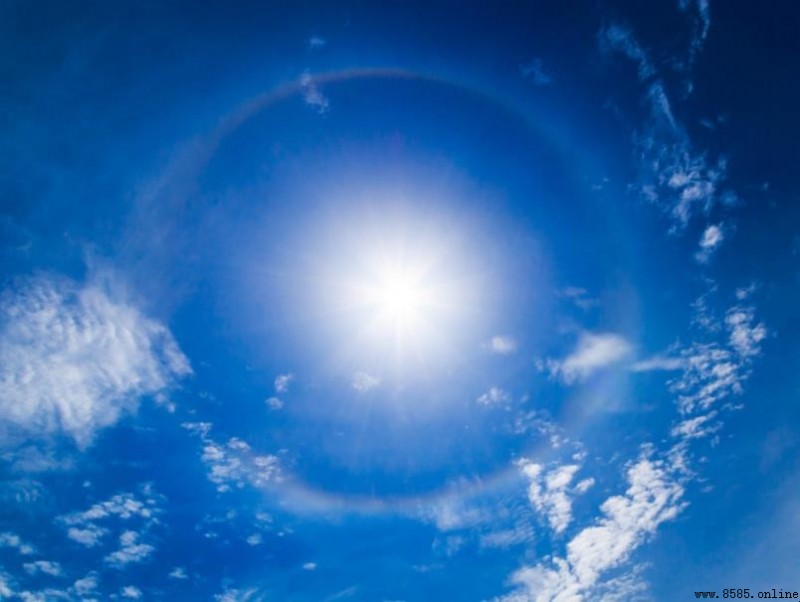 太陽光暈是什麼?成因與現象解析