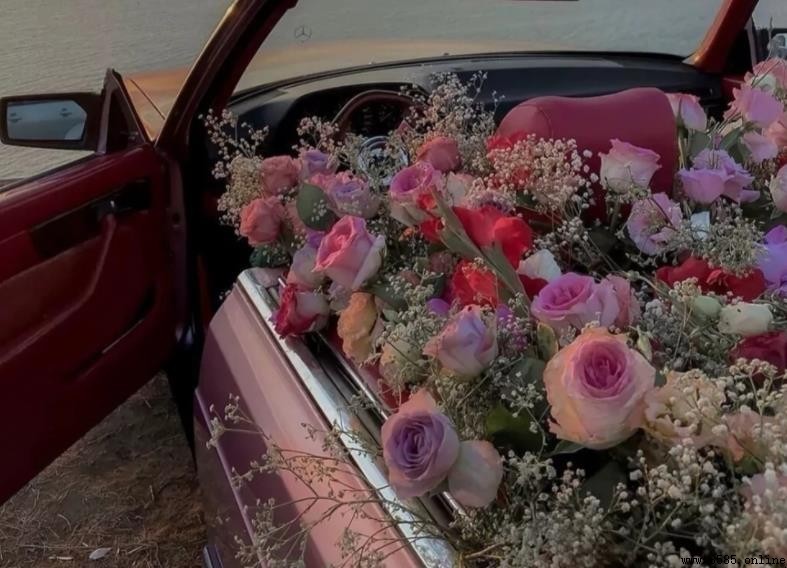 花之語：十句充滿詩意的花文案