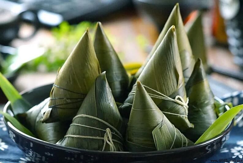 端午節為什麼要帶五色線?