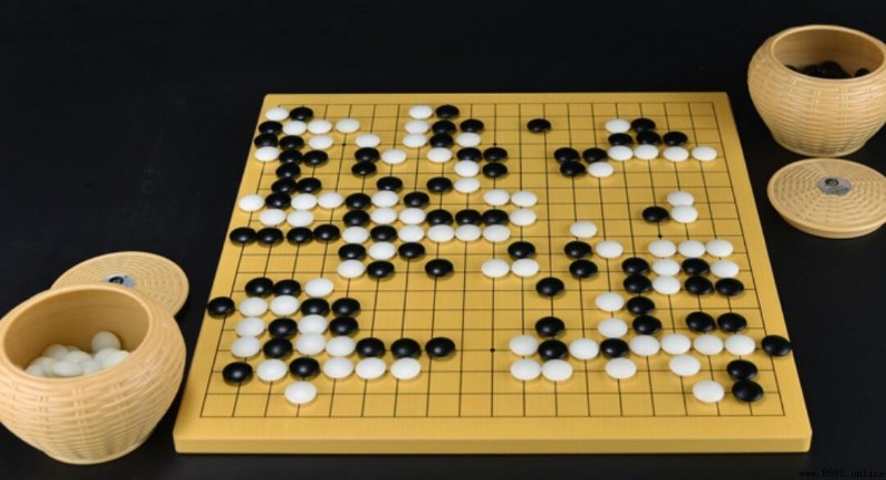 五子棋和圍棋的區別是什麼