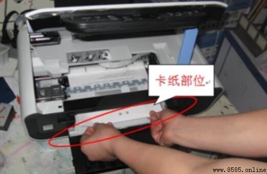 打印機卡紙了怎麼辦?四步輕鬆取出卡紙
