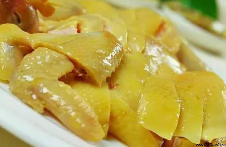 白切雞烹煮時間與熟練技巧