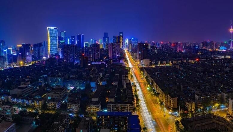 成都占地面積多大?總面積14,335平方公里