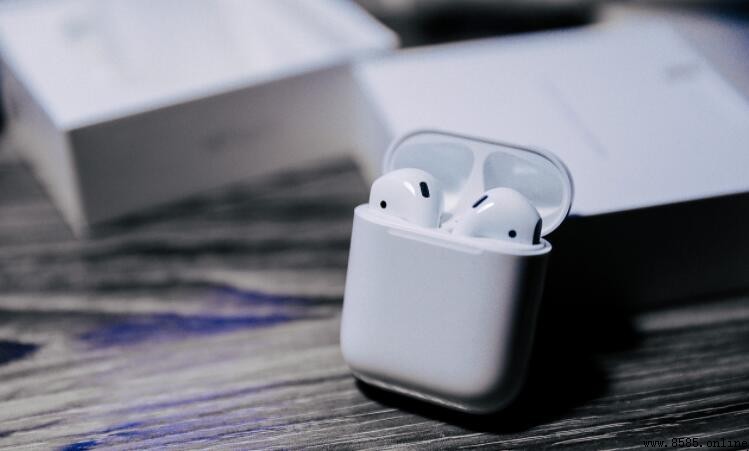 AirPods 指示灯不亮了怎麼辦?解決方案與維修建議