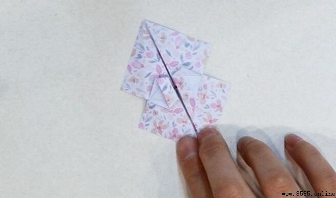 如何折纸雨伞